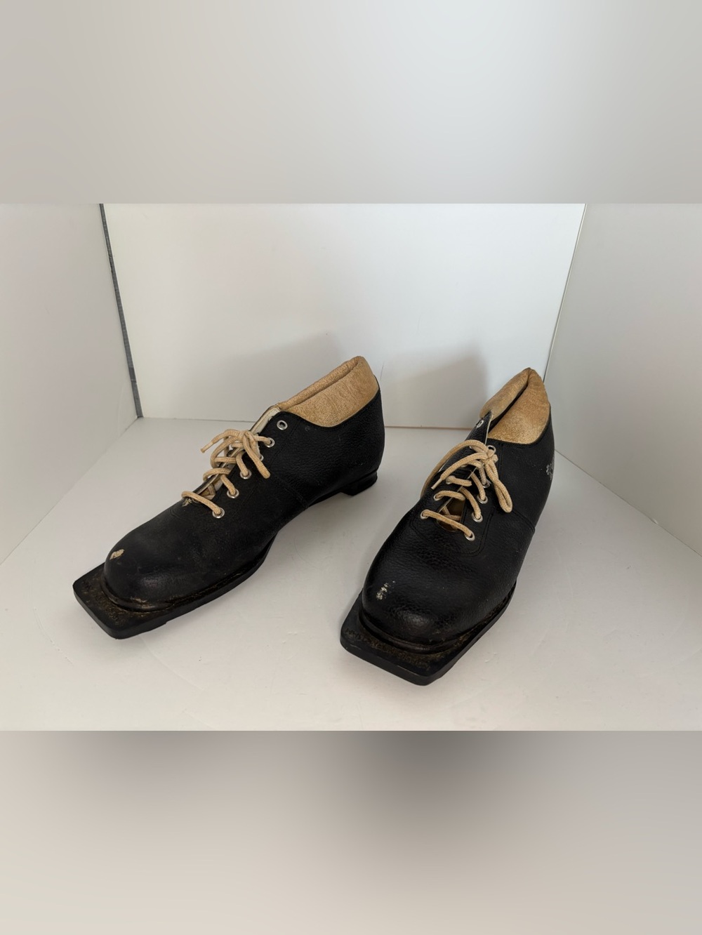 Vintage Tyrol black  cross country 3 pin ski shoes made in Romania
